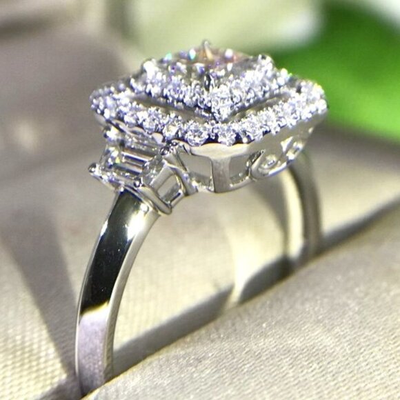 💥New Luxury Engagement Clear Diamond Square Noble Dainty Ring for Women, K782 - Picture 1 of 10